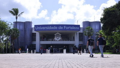 Dentre as instituições privadas com mais cursos cinco estrelas, a Unifor ocupa a 11ª posição (Foto: Ares Soares)