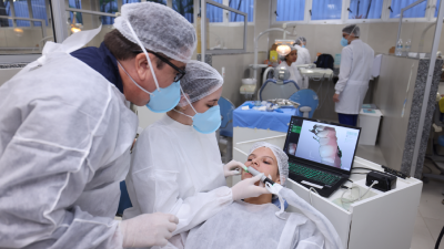 Na Unifor, a odontologia digital foi implementada na disciplina de Reabilitação Oral 2, com foco em prótese digital (Foto: Ares Soares)