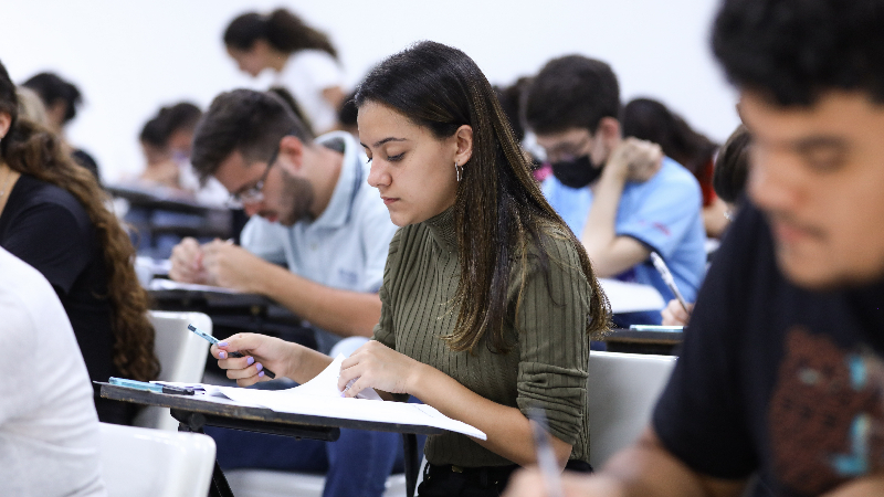 As bolsas filantrópicas são uma oportunidade para estudar na melhor universidade particular do país, segundo a revista Forbes (Foto: Ares Soares)