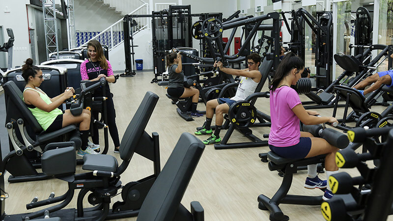 Musculação Trimestral, Semestral ou Anual: Academia Elite Fitness Londrina  - Cidade Oferta