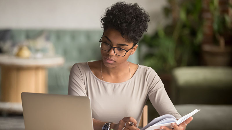 O PEX foi criado em 2019.2 e já contemplou 750 alunos. (Foto: Getty Images)