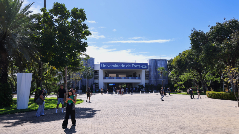 Reconhecida como a melhor universidade particular do Norte e Nordeste, a Unifor amplia o acesso ao ensino superior e facilita a permanência do aluno ao longo da graduação (Foto: Ares Soares)