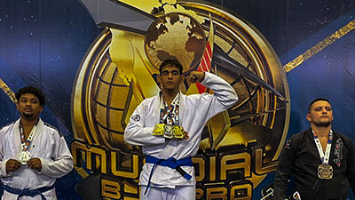 Lucas Lemos conquistou duas medalhas de ouro e uma de prata no Mundial BJJ Pro 2024 (Foto: Arquivo Pessoal)