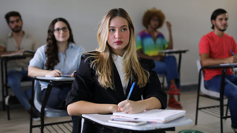 Candidate-se às várias oportunidades de estágio, emprego e trainee por meio da plataforma Unifor Carreiras (Foto: Ares Soares)