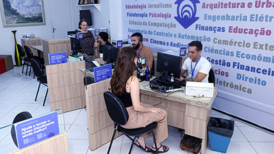 Os serviços da Central de Carreiras e Egressos visam aumentar a empregabilidade de alunos de graduação e pós-graduação da Unifor (Foto: Ares Soares)