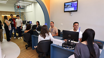 A Central de Carreiras Unifor auxilia alunos de graduação, pós-graduação e egressos em sua inserção no mercado de trabalho (Foto: Ares Soares)