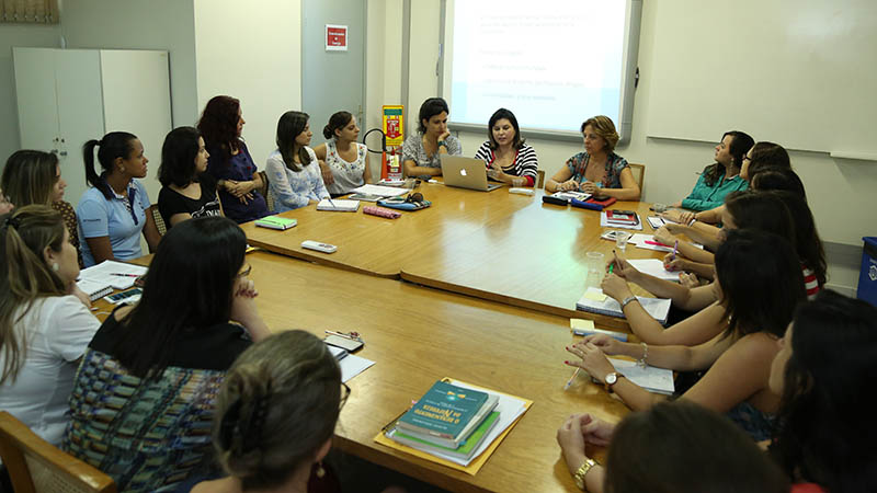 Os Grupos de Estudo visam fortalecer os conteúdos acadêmicos. Para isso, os alunos monitores realizam encontros semanais como uma forma complementar de ensino. (Foto: Ares Soares)