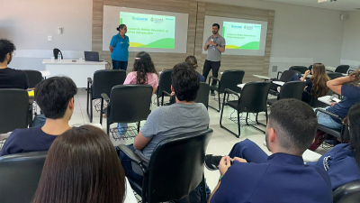 A docente Tainara Carneiro fala sobre “Homeopet apresenta: Novas possibilidades na Medicina Veterinária”