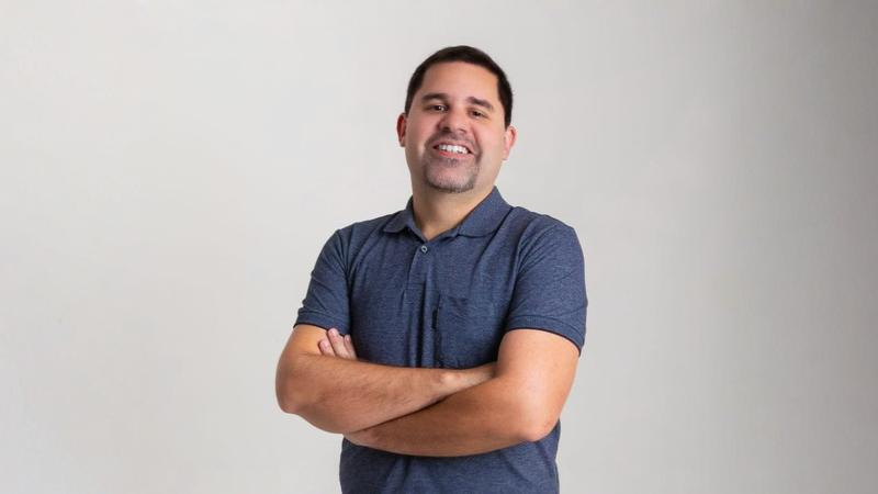 Além de palestrante e consultor nas áreas de Marketing e Vendas, Comércio Exterior e RH, Davi Montefusco é docente dos cursos de Administração, Marketing e Comércio Exterior da Unifor (Foto: Divulgação)