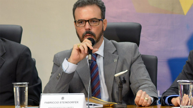Fabriccio Steindorfer, advogado da União e professor de Direito Constitucional (Foto: AGU)