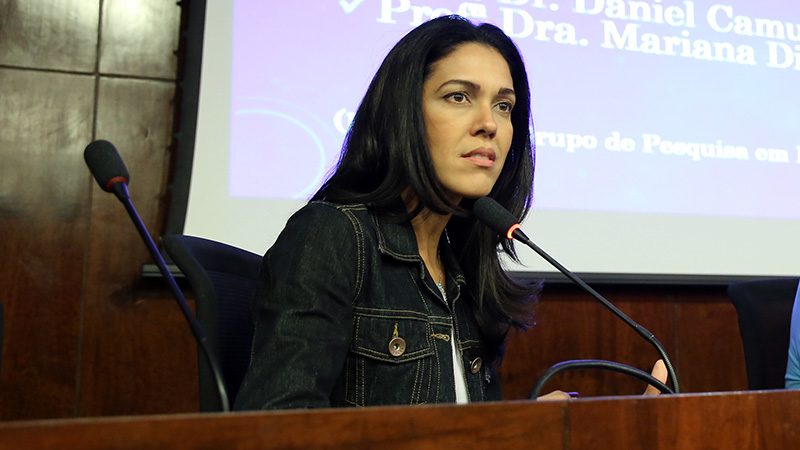 A professora Mariana Dionísio é pesquisadora líder do projeto Processo Civil e Proteção da Pessoa nas Relações Privadas - PROCIP (CNPq/UNIFOR) (Foto: Ares Soares)