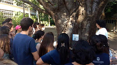 Os professores que conduzem a atividade também falarão sobre as árvores e plantas que existem no campus. (Foto: Divulgação)