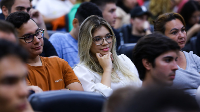 A programação é gratuita e aberta a estudantes e profissionais da área (Foto: Ares Soares)