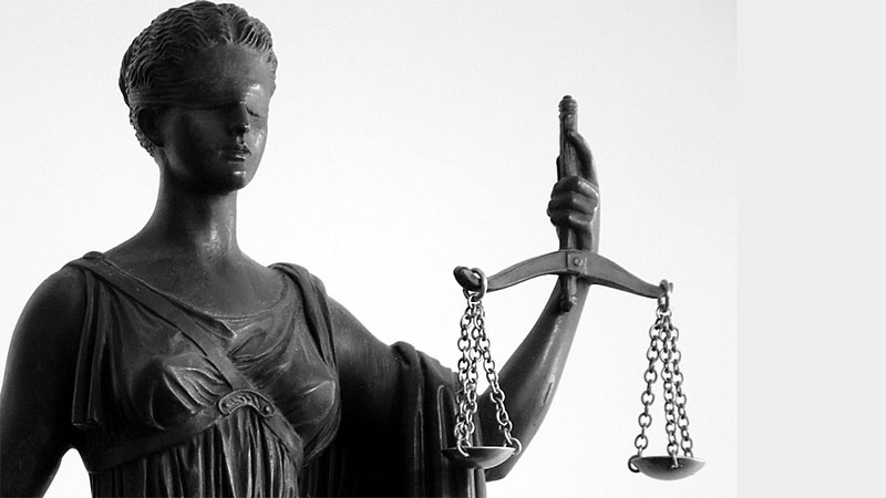 A simbologia da Justiça é associada a figuras femininas desde a antigüidade (Foto: Reprodução)