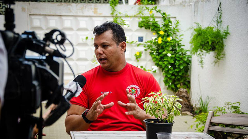 Especialista em Direitos Humanos e mestre em Saúde Pública pela UFC, o major Bombeiro militar José Edir Paixão de Sousa é comandante da 1ª Seção de Busca e Salvamento do Núcleo de Busca e Salvamento (1ª SBS/NBS) (Foto: Divulgação/Fire Fotografia)