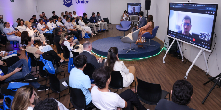 O encontro reuniu os convidados da InfoMarket, garantindo um ambiente exclusivo e direcionado para networking e troca de experiências entre os líderes do segmento (Foto: Ares Soares)