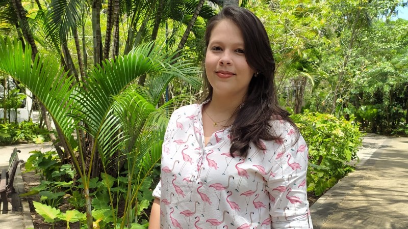 O objetivo da pesquisa da qual a professora Louhanna Teixeira participou foi desenvolver linhagens de células com modificações genéticas em diferentes genes (Foto: acervo pessoal)