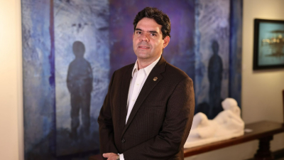 Mestre e doutor em Administração, Afonso é docente da Unifor, onde foi coordenador do Mestrado Profissional em Administração por 10 anos (Foto: Ares Soares)