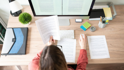 Revisar o “abstract” com atenção aos sentidos e nuances culturais é essencial para a qualidade de artigos científicos publicados internacionalmente (Foto: Getty Images)