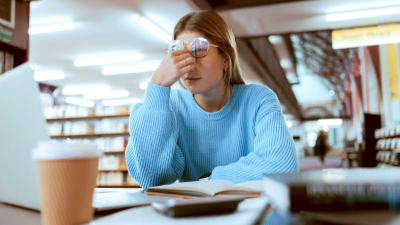 Uma pesquisa de sucesso vai além de dados e tabelas: cuidar da saúde mental dos pesquisadores é essencial para alcançar resultados positivos (Foto: Getty Images)