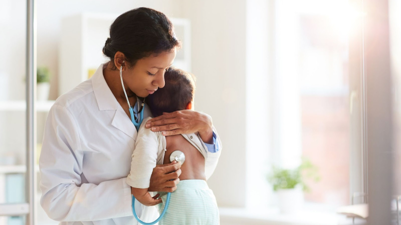 A pesquisa entrevistou residentes de pediatria e avaliou o preparo dos profissionais na hora dos cuidados paliativos com pacientes (Foto: Getty Images)