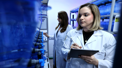 O Núcleo de Biologia Experimental proporciona o treinamento de habilidades e estimula a carreira científica dos futuros médicos formados pela Unifor (Foto: Ares Soares)