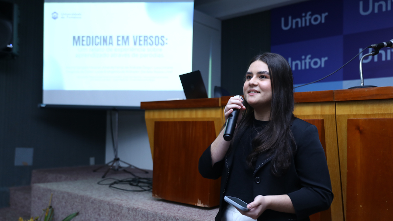 O evento possui apresentações de todos os centros de ciências da Universidade (Foto: Guilherme Alecrim)