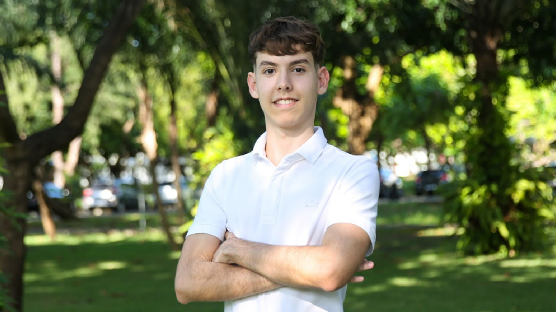 Como embaixador, João Victor buscará tornar a tecnologia mais acessível para públicos distantes da área (Foto: Ísis Rebouças)