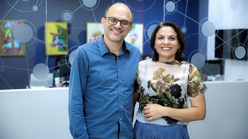 Os professores Ângelo Roncalli Alves e Ana Cristina de Oliveira Monteiro e Silva estão à frente do projeto. Foto: Ares Soares/Unifor