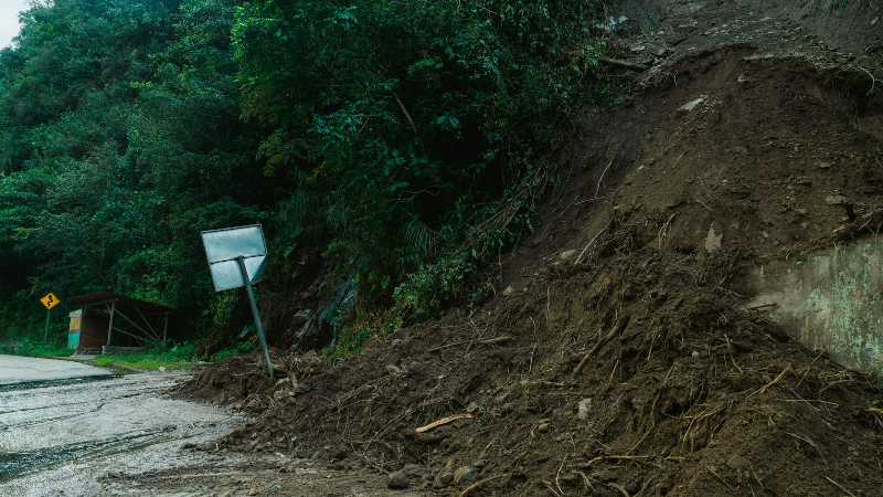 Desenvolvido em Python, o novo modelo se torna ainda mais essencial em um cenário de mudanças climáticas, que potencializam fatores relacionados a deslizamentos de terra (Foto: Getty Images)