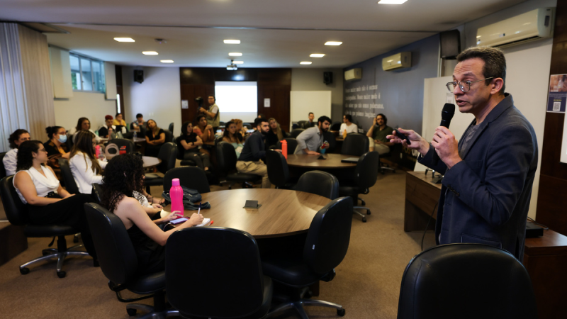 Os cursos de pós-graduação lato sensu da Unifor se destacam por oportunizar vivências de mercado para os estudantes (Foto: Ares Soares)