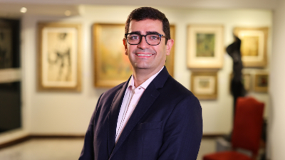 O professor Marcos James possui longa trajetória na Unifor, visto que é graduado em Administração e Direito e mestre em Administração (Foto: Ares Soares)