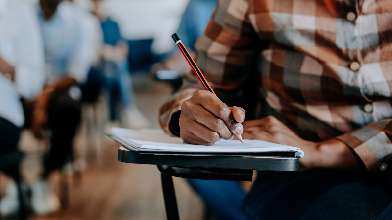 Os workshops têm como objetivo proporcionar aprendizado prático para profissionais e estudantes que desejam se atualizar ou adquirir novas habilidades (Foto: Ares Soares)