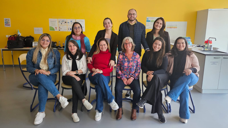 Participaram do último módulo cinco alunos do MPTIE, duas alunas da graduação em Enfermagem e duas da Especialização em Enfermagem e Terapia Intensiva (Foto:Divulgação)