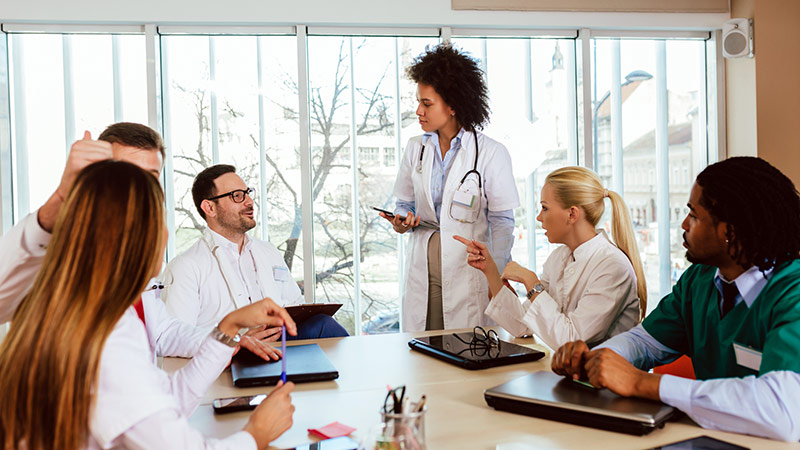 Iniciado em 2014, o Programa de Pós-Graduação em Ciências Médicas da Unifor foi concebido com a missão de promover a capacitação de alto nível para profissionais da área da saúde. (Foto: Jovanmandic/Getty Images)