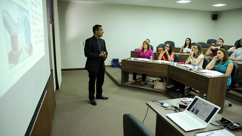 Os candidatos poderão escolher entre três linhas de pesquisa: Análise da Situação de Saúde; Ciências Sociais e Epistemologia em Saúde; e Política, Planejamento e Avaliação em Saúde (Foto: Ares Soares)