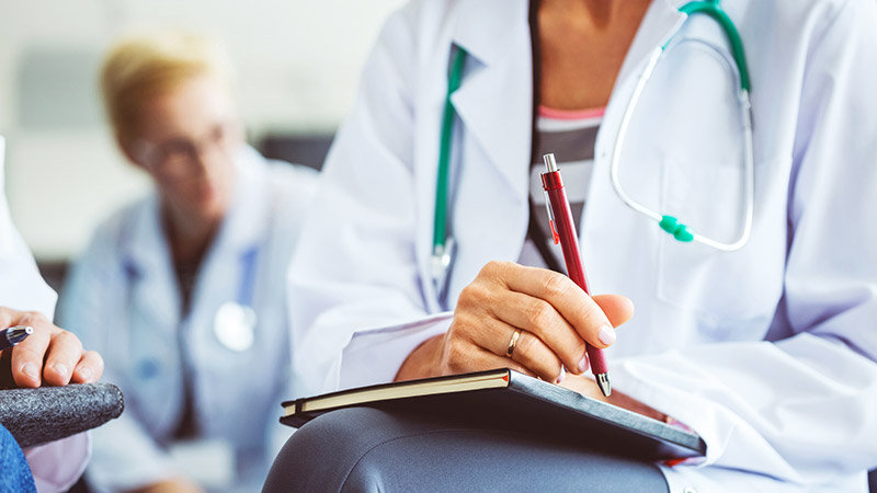 O objetivo principal é promover a formação integral de futuros profissionais, docentes ou pesquisadores na área das Ciências Médicas (Foto: Getty Images)