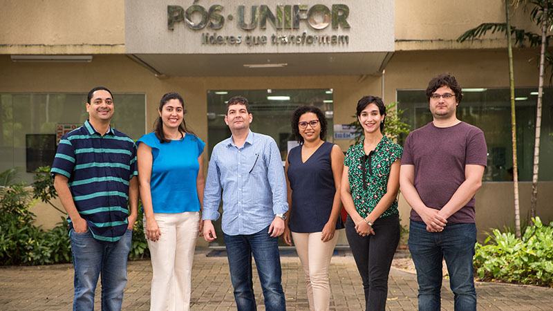 Comissão organizadora dos eventos da Anpad, professores Milton Sousa filho, Milena Auip, Fernando Viana, Keysa Mascena, Marina Dantas e Fábio Marquesan. Foto: bruno Bressam.