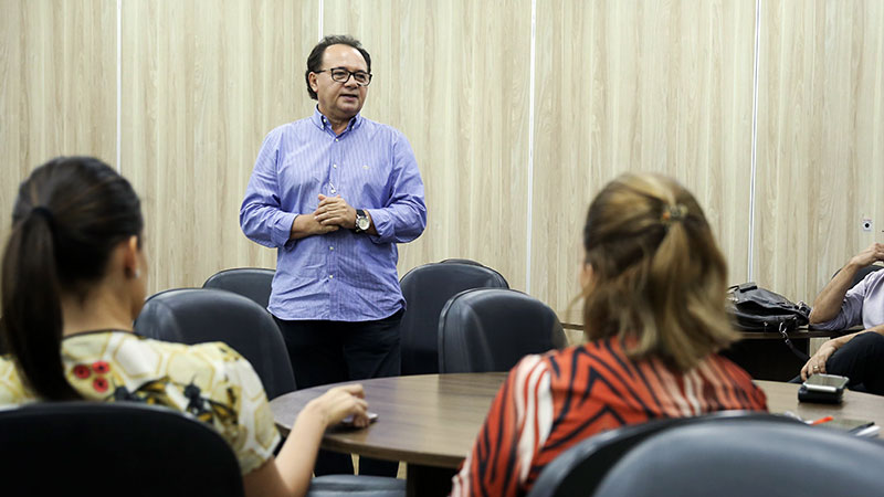 O professor Sérgio Forte, docente da Pós-Graduação em Administração de Empresas da Unifor e coordenador do Grupo de Pesquisa em Estudos Avançados e Aplicados de Estratégia - ESAE (Foto: Ares Soares)