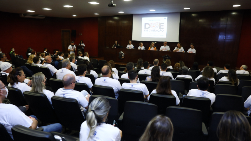 Os presentes também puderam assistir a uma apresentação da Camerata Unifor e do vídeo oficial da campanha (Foto: Ares Soares)