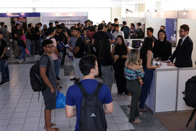 Na edição de 2023, a Feira de Carreiras contou com a participação de 658 empresas, nas modalidades online e presencial. Foram divulgadas mais de 1.500 vagas de estágio e emprego. (Foto: Ares Soares)