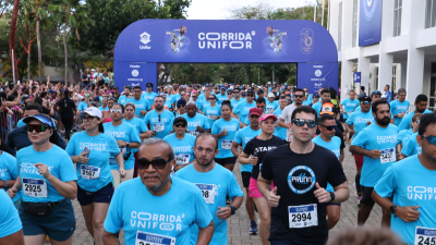 A largada aconteceu às 6h, na Praça Central, e a chegada foi no Estádio de Atletismo (Foto: Ares Soares)