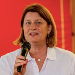 Prof. Marlou de Rouw